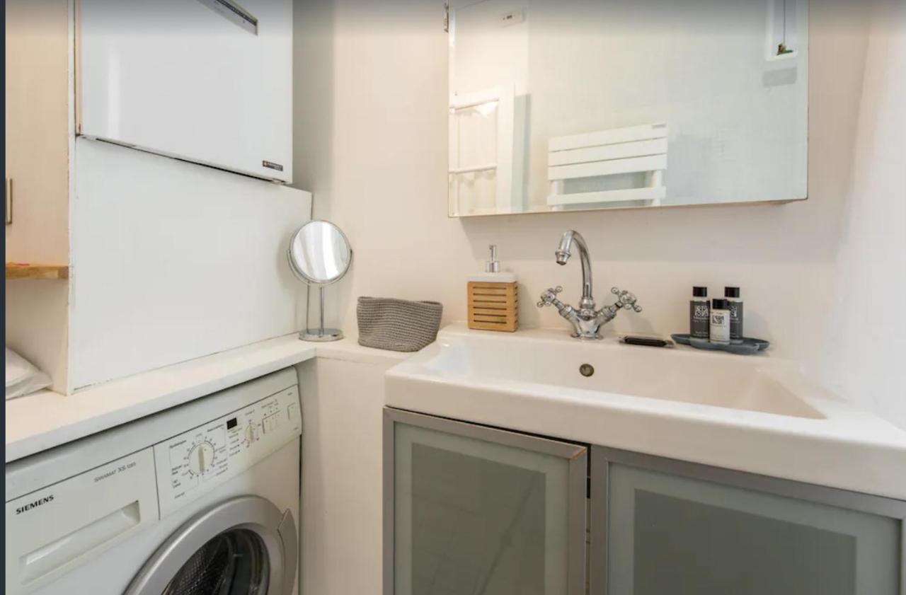 Petit appartement lumineux et atypique à Paris 14. Exterior foto